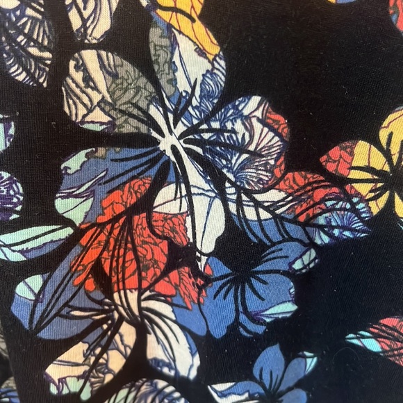 Lularoe Randy - Picture 4 of 4